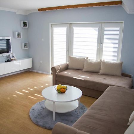 Apartman Puente Viejo מוסטר מראה חיצוני תמונה