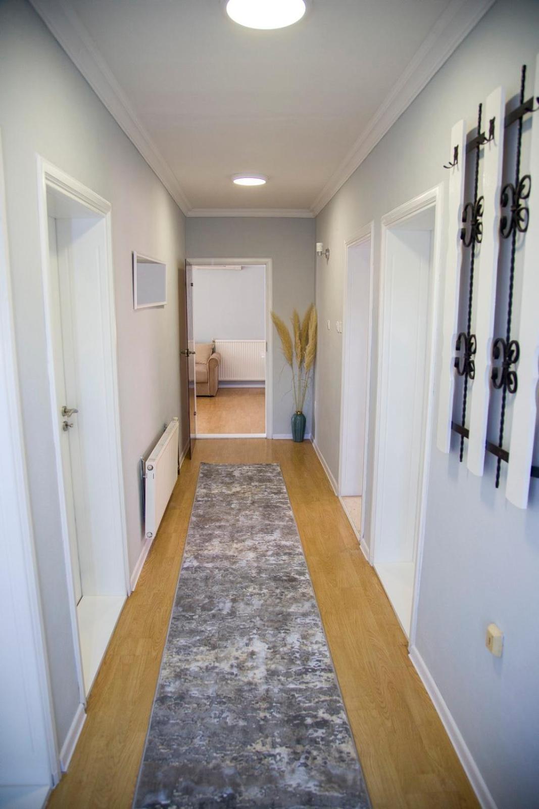 Apartman Puente Viejo מוסטר מראה חיצוני תמונה