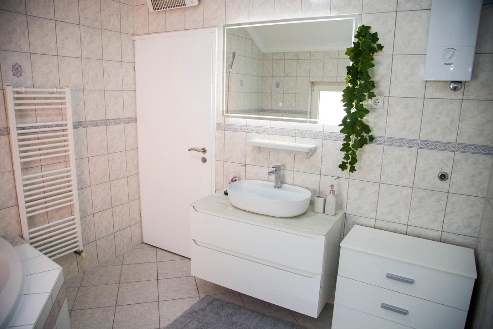 Apartman Puente Viejo מוסטר מראה חיצוני תמונה