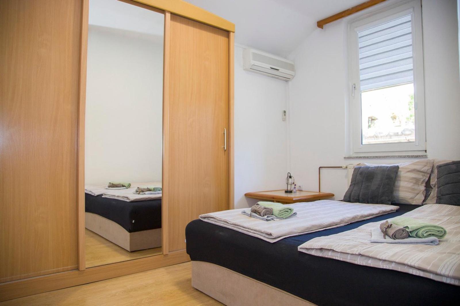 Apartman Puente Viejo מוסטר מראה חיצוני תמונה