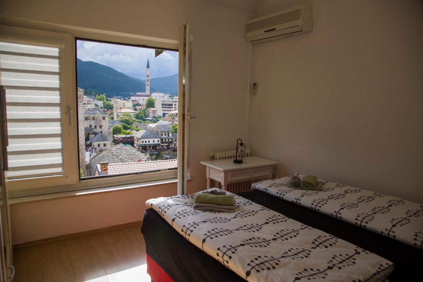 Apartman Puente Viejo מוסטר מראה חיצוני תמונה